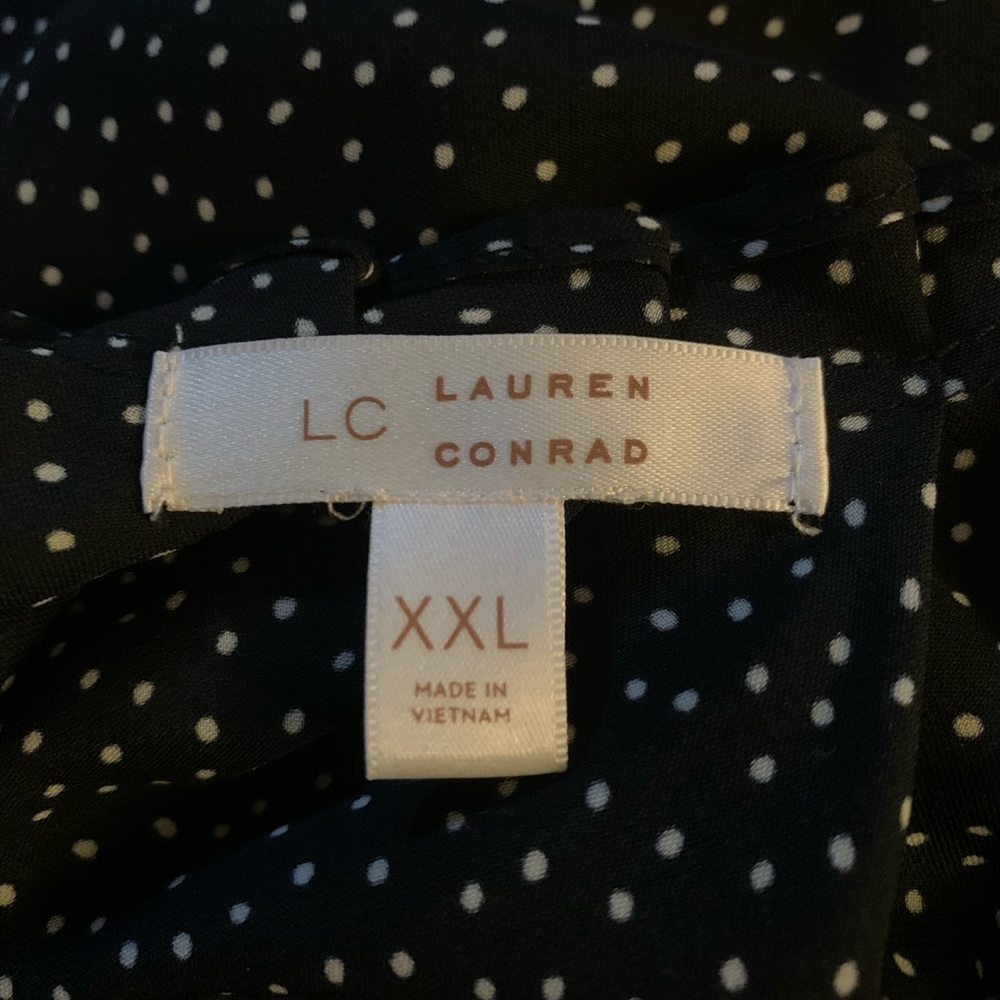 Women’s XXL dress top